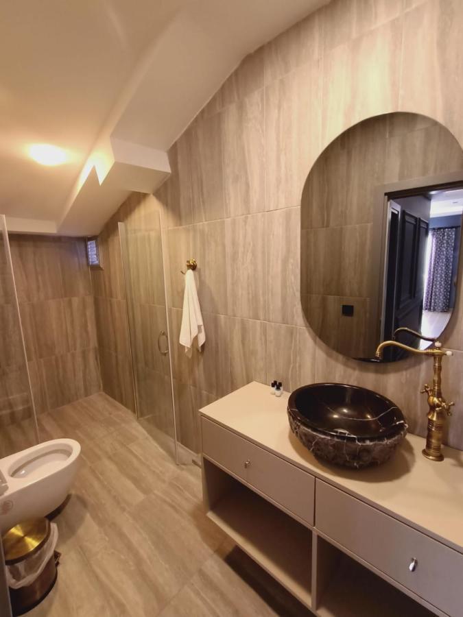 Hola Suites Hotel Isztambul Kültér fotó